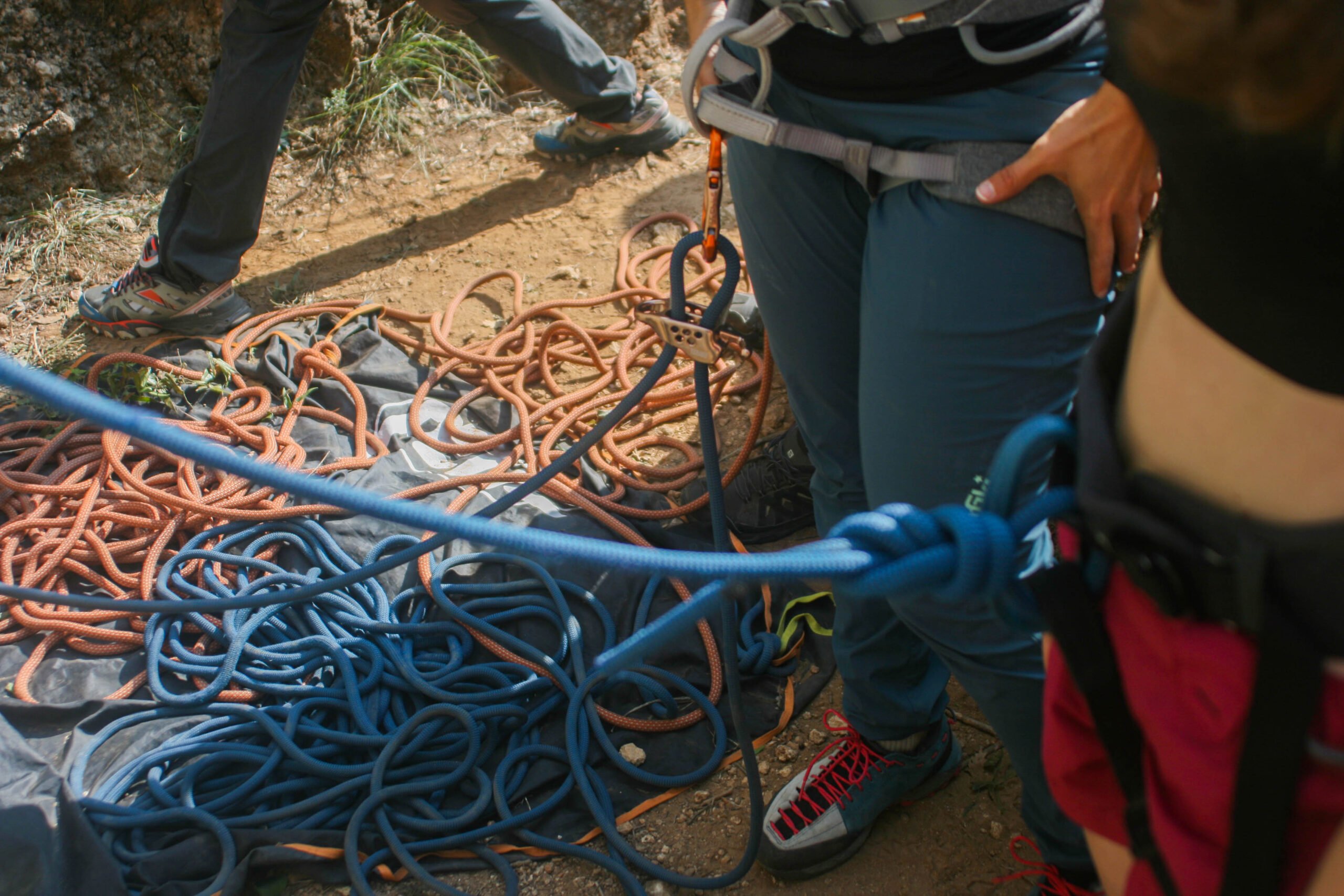 Corde di arrampicata: i consigli delle Guide Alpine per una corretta manutenzione